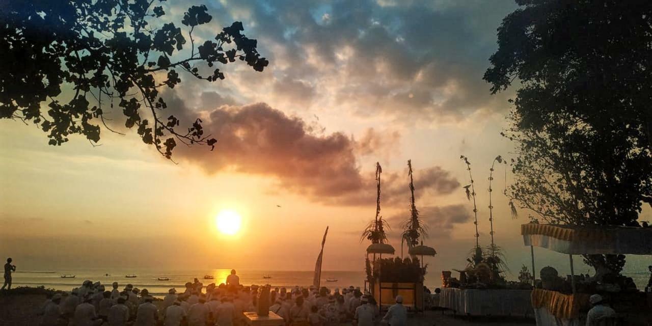 Rumah Kayu Bali Kuta Lombok Esterno foto